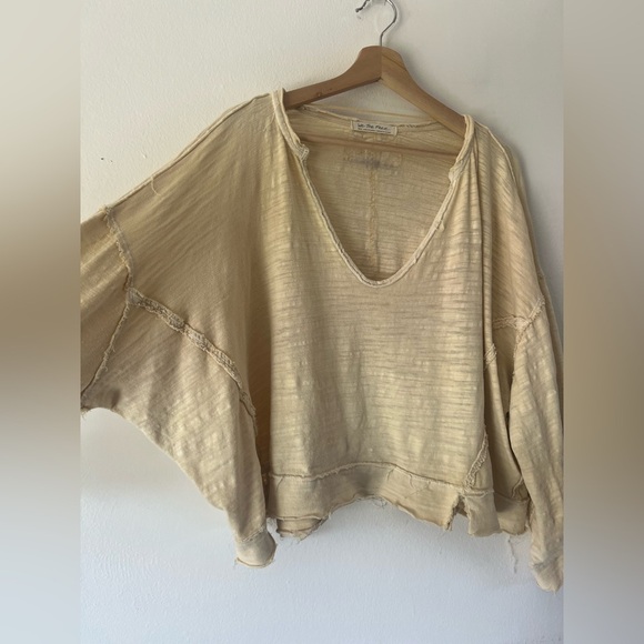 Free People We the Free Vega Cotton Long Sleeve Top Oversized Raw Hem Size Small - Picture 3 of 11